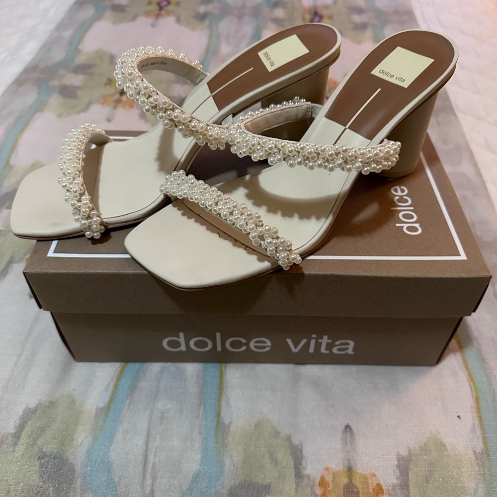 Dolce Vita Noel Heels